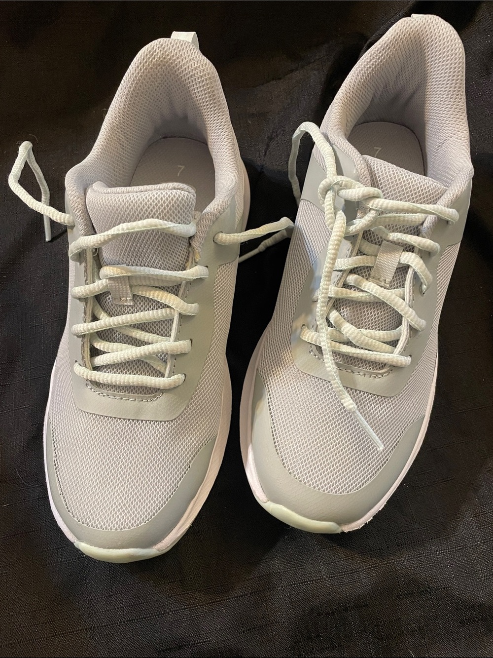 Athletic Works Light Gray Mesh Walking Sneakers